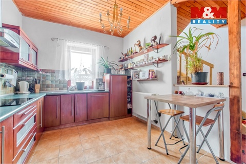 Prodej rodinného domu, 280 m² 12