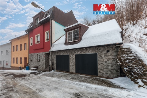 Prodej rodinného domu, 247 m² 0