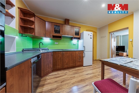 Prodej rodinného domu, 247 m² - 6