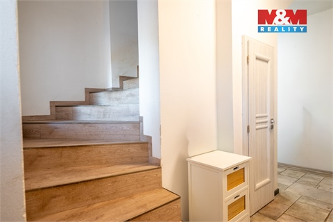 Prodej rodinného domu, 429 m² 28