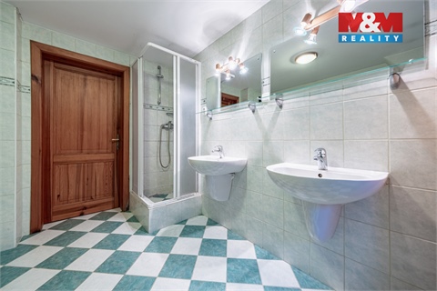 Prodej rodinného domu, 312 m² 14