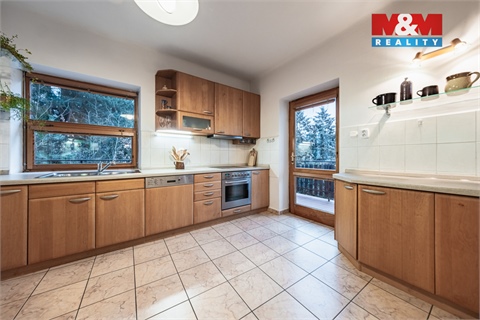 Prodej rodinného domu, 312 m² - 6