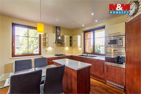 Prodej rodinného domu, 140 m² - 4