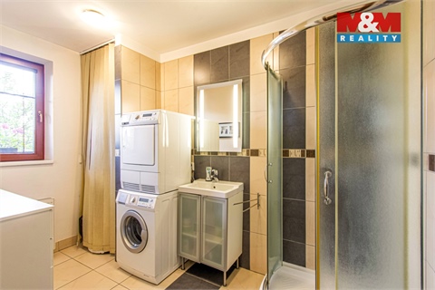 Prodej rodinného domu, 140 m² - 8