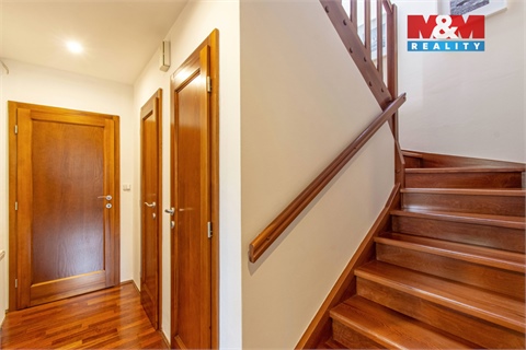 Prodej rodinného domu, 140 m² - 10