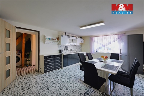 Prodej rodinného domu, 87 m² 2