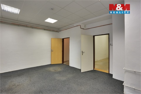 Pronájem obchodních prostor, 116 m² - 2