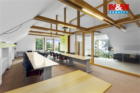 Prodej rodinného domu, 1 100 m² - 8