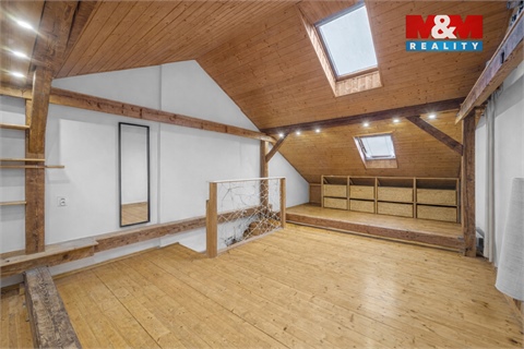 Prodej rodinného domu, 120 m² - 10