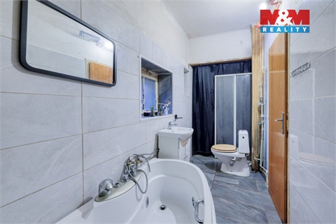 Prodej rodinného domu, 130 m² - 20