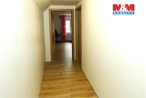 Prodej rodinného domu, 206 m² - 6