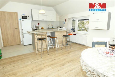 Prodej rodinného domu, 206 m² - 0