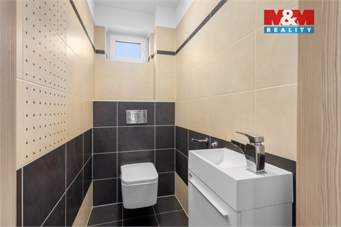 Prodej rodinného domu, 126 m² - 8