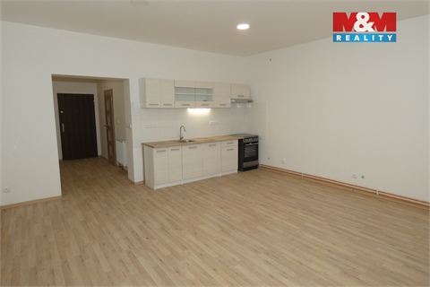 Pronájem bytu 3kk, 75 m² 10