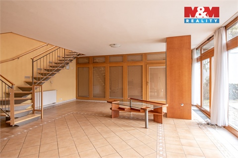 Prodej rodinného domu, 285 m² 12