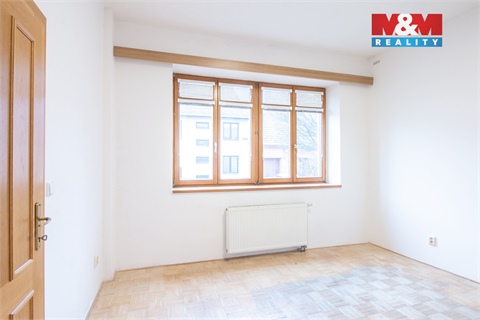 Prodej rodinného domu, 285 m² - 12