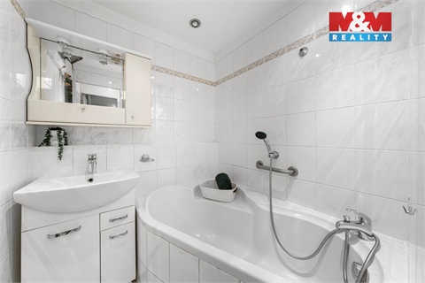 Pronájem bytu 2+1, 62 m² - 10