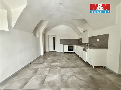 Pronájem bytu 3kk, 77 m² 4