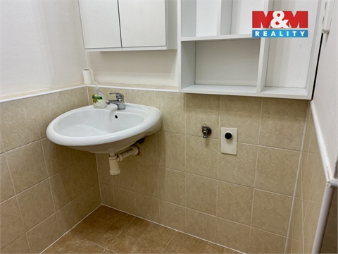 Pronájem bytu 1kk, 28 m² 14