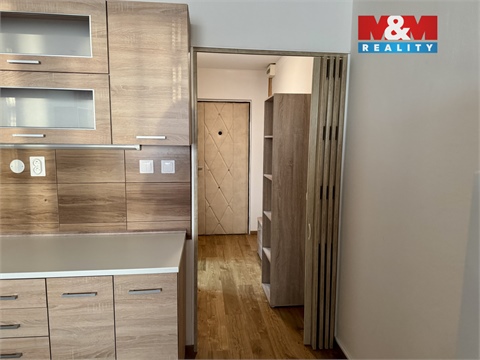 Pronájem bytu 1kk, 28 m² 2