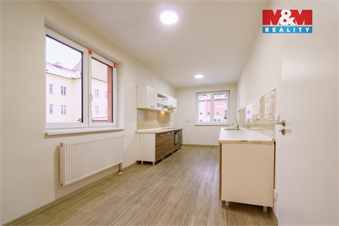 Pronájem bytu 3kk, 90 m² 12