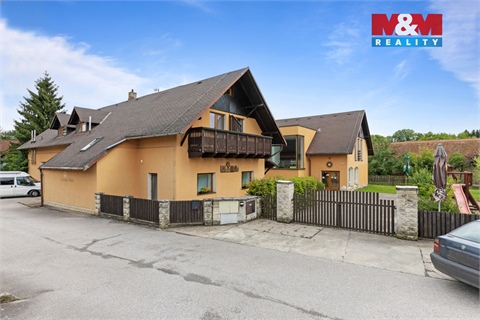 Prodej ubytování, 1 100 m² 18