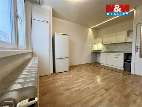 Pronájem bytu 1+1, 28 m² - 0