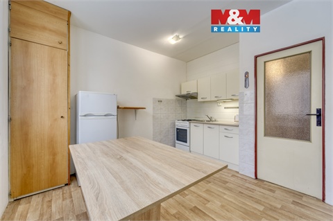 Pronájem bytu 1+1, 39 m² 0