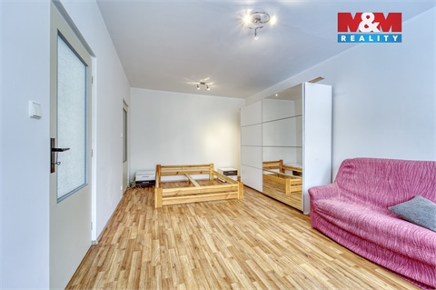 Pronájem bytu 1+1, 39 m² 6