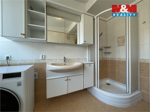 Pronájem bytu 3kk, 70 m² - 12