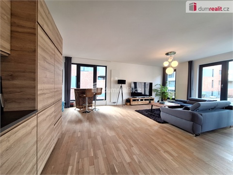 Pronájem bytu 3kk, 104 m² 24