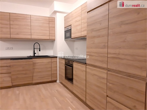 Pronájem bytu 3kk, 104 m² 2