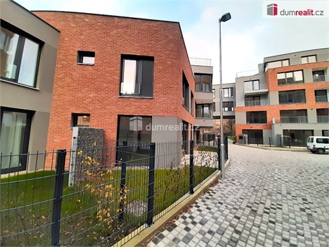 Pronájem bytu 3kk, 104 m² 14