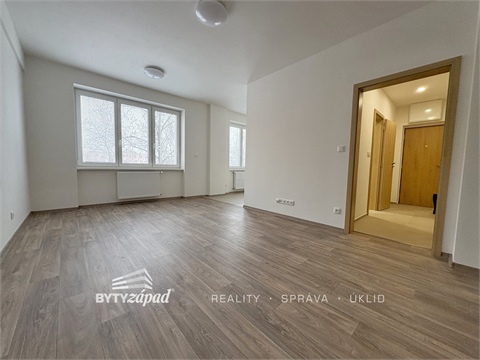 Pronájem bytu 2kk, 54 m² - 2