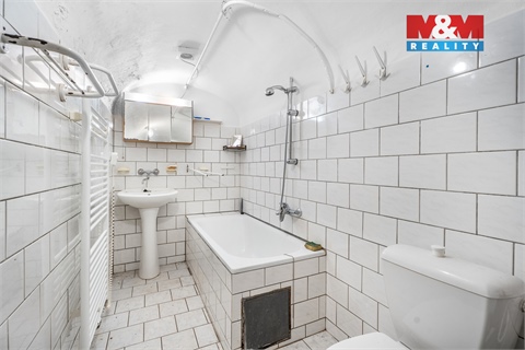 Prodej rodinného domu, 179 m² - 4