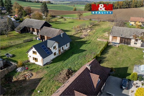 Prodej rodinného domu, 87 m² 0