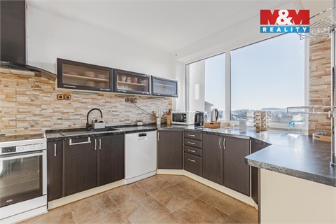 Prodej rodinného domu, 189 m² 6