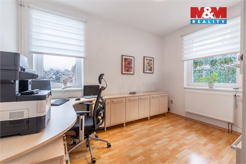 Prodej rodinného domu, 229 m² 8