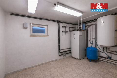 Prodej rodinného domu, 229 m² - 16