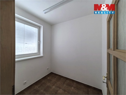 Pronájem obchodních prostor, 96 m² - 0