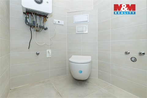 Pronájem bytu 3kk, 65 m² 12