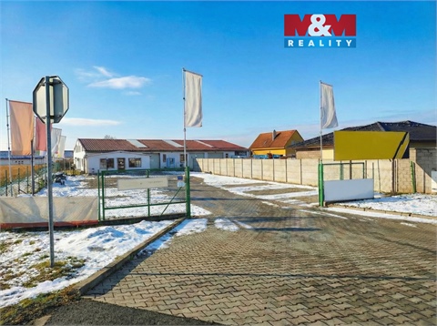 Prodej obchodních prostor, 972 m² 2