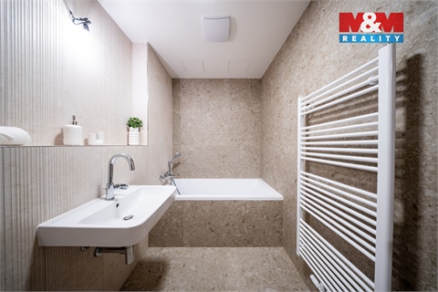 Prodej bytu 4kk, 100 m² 10