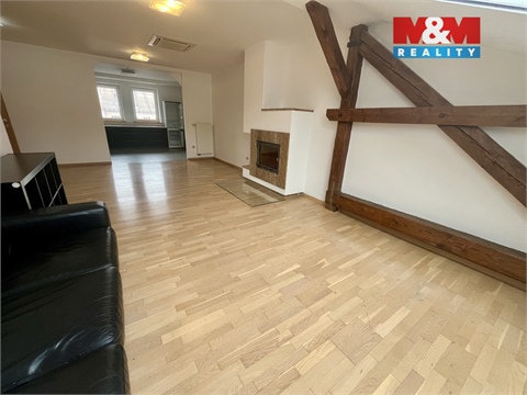 Pronájem bytu 3+1, 123 m² - 10