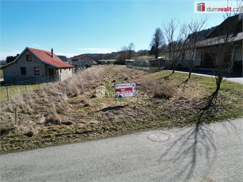 Prodej stavebního pozemku, 1 371 m² 2