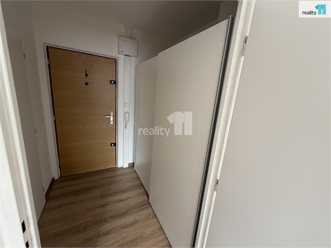 Pronájem bytu 1kk, 31 m² - 8