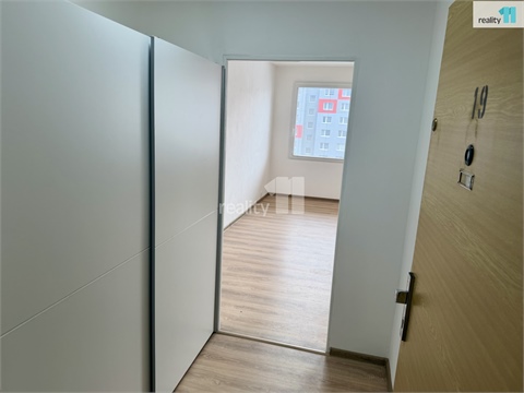 Pronájem bytu 1kk, 31 m² 12