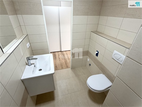 Pronájem bytu 1kk, 31 m² 22