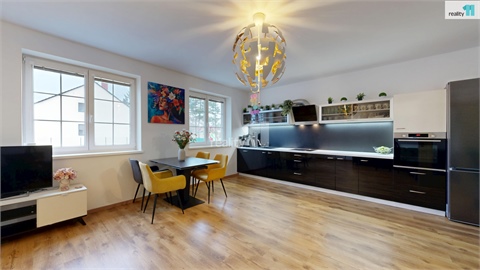 Prodej bytu 4kk, 87 m² - 2