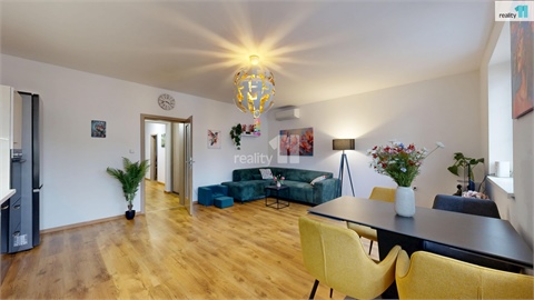 Prodej bytu 4kk, 87 m² - 0